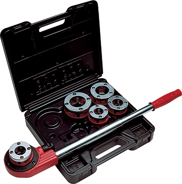 Reed Enclosed Ratchet Threader Set